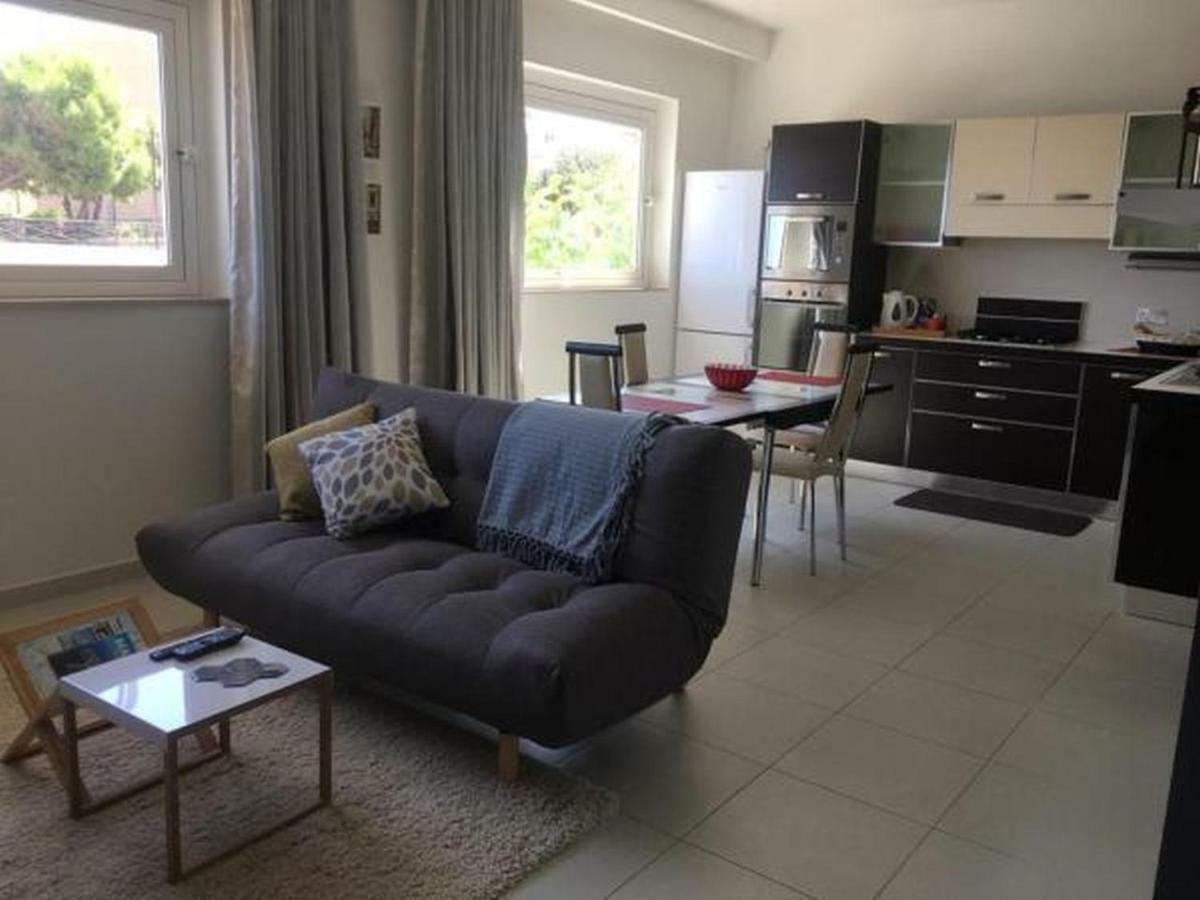 Ocean View, Apartment 1 Marsaskala Buitenkant foto