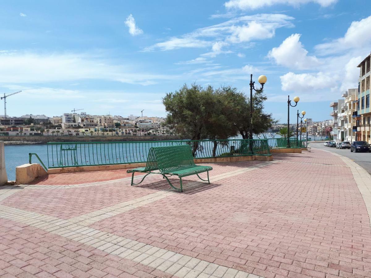 Ocean View, Apartment 1 Marsaskala Buitenkant foto
